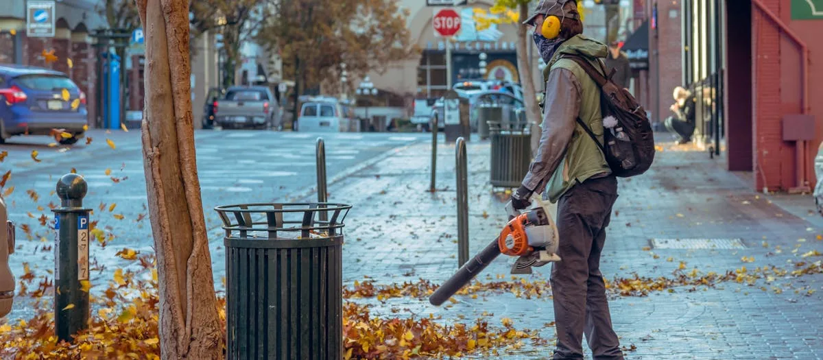 Makita DUB362Z - Sopladora a batería profesional 36V LXT